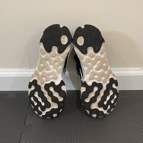 Nike Renew Lucent sneakers - Picture 4 of 5